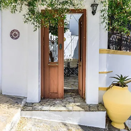 The Lofthouse At Skopelos Town Exterior photo